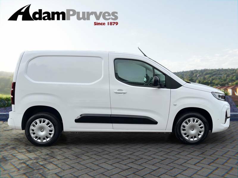 Vauxhall Combo 1.5 Turbo D 130Ps Pro H1 Van DY74KHT White #2