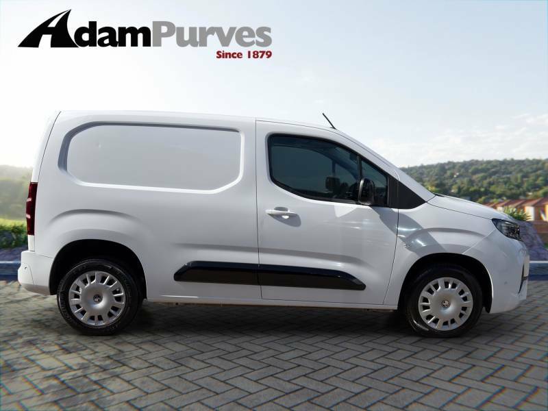 Vauxhall Combo 1.5 Turbo D 130Ps Pro H1 Van White #2
