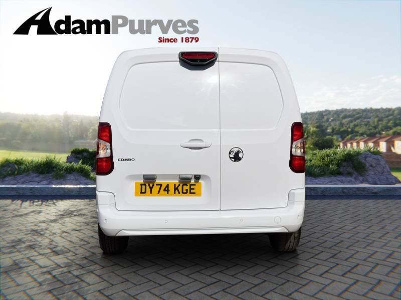 Vauxhall Combo 1.5 Turbo D 130Ps Pro H1 Van White #4