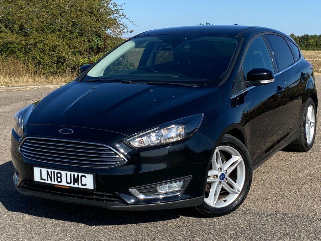 Ford Focus Hatchback LN18UMC Black #3