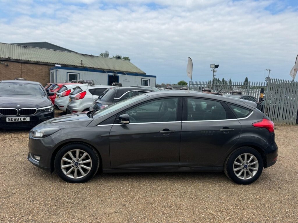 Ford Focus Hatchback LF16NPD Grey #6