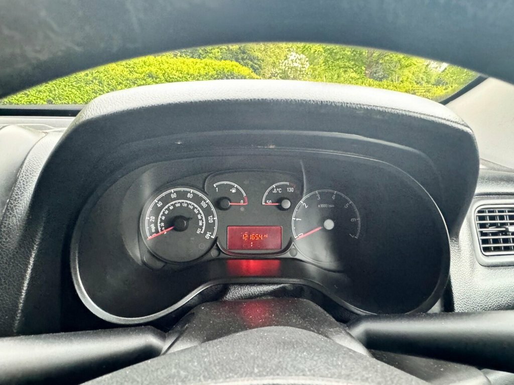Vauxhall Combo 2000 L1h1 Cdti White #41