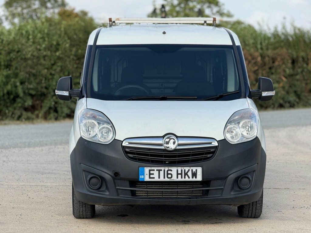 Vauxhall Combo Combo 2000 L1h1 Cdti White #4