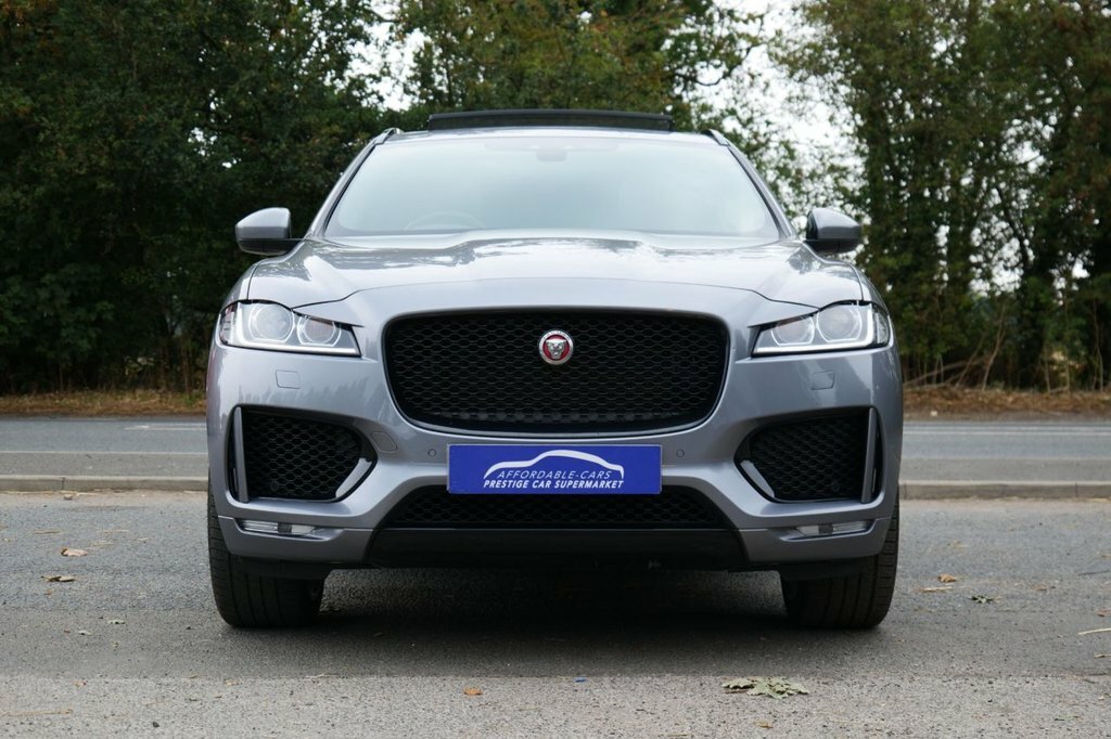 Jaguar F-Pace 2L Chequered Flag OV70XAE Grey #4