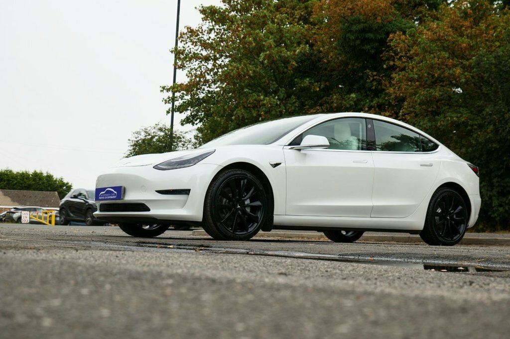 Tesla Model 3 Saloon MW20FPX White #6