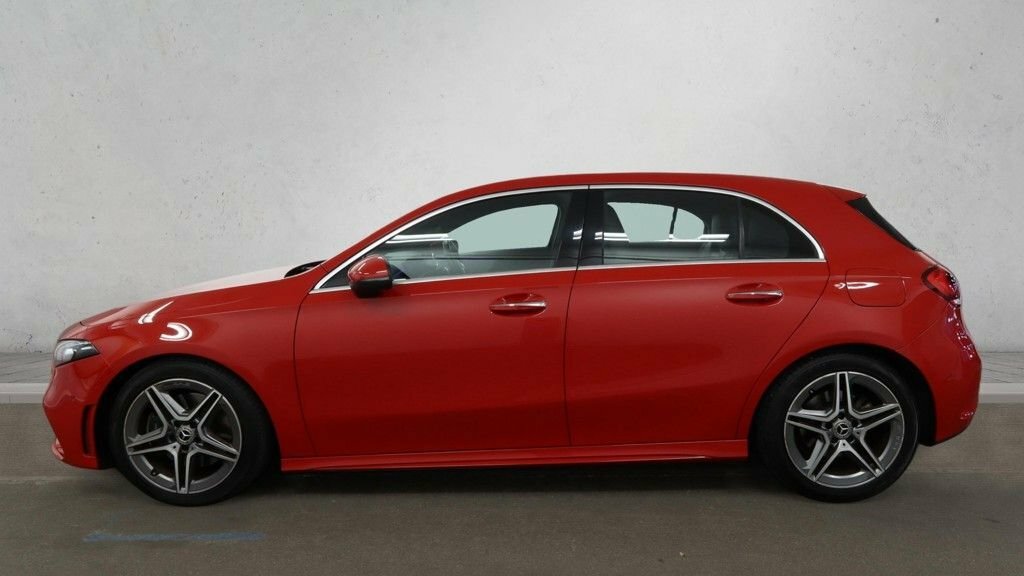 Mercedes-Benz A Class 2L Amg Line LL19YTY Red #6