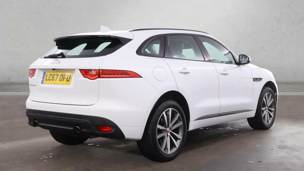 Jaguar F-Pace 2L R-sport White #2