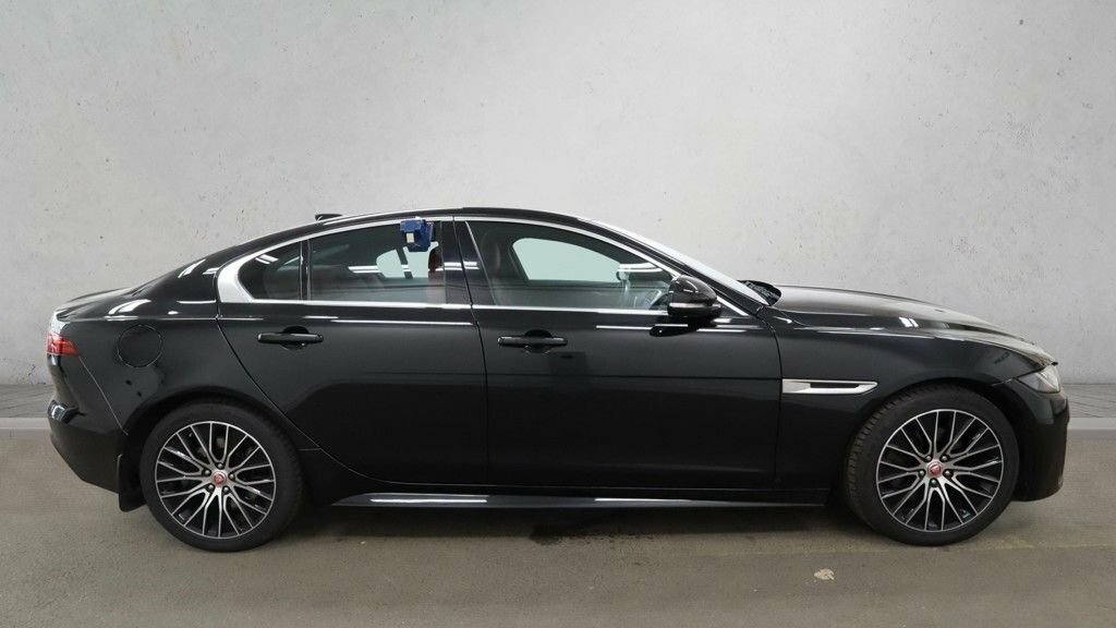 Jaguar XE 2L R-dynamic S GJ23OZA Black #5