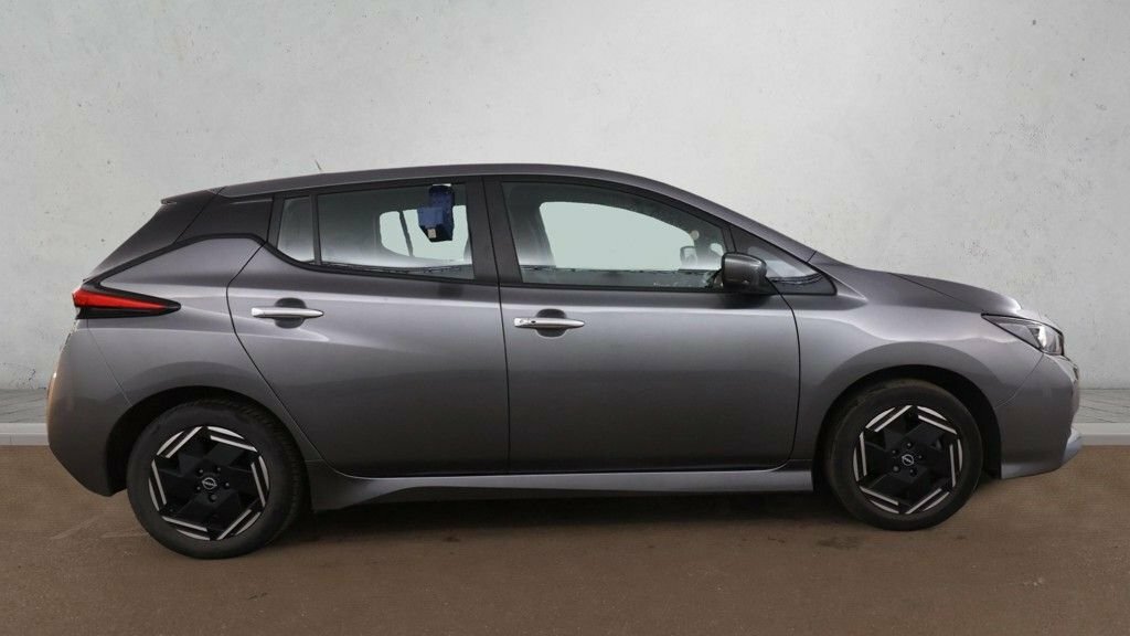 Nissan Leaf Hatchback Grey #5