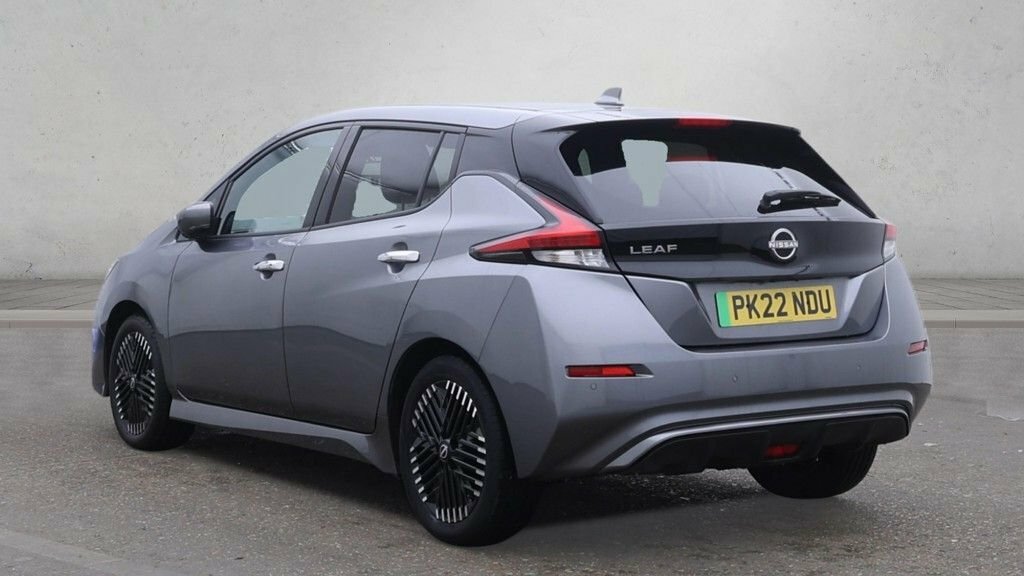 Nissan Leaf Hatchback Grey #3