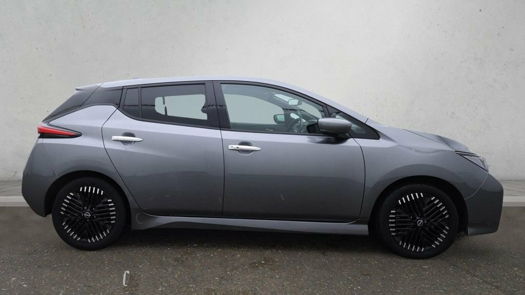 Nissan Leaf Hatchback Grey #5