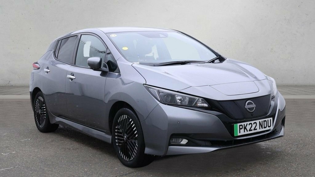 Nissan Leaf Hatchback Grey