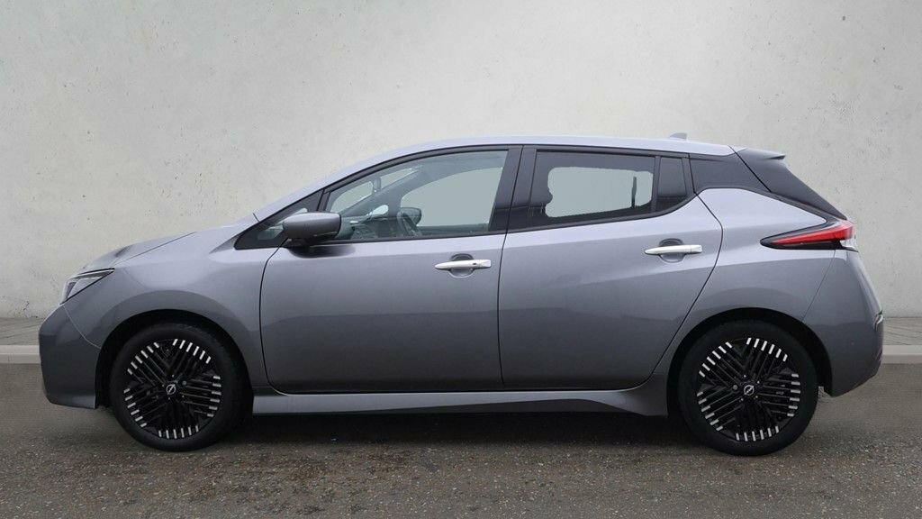 Nissan Leaf Hatchback Grey #6