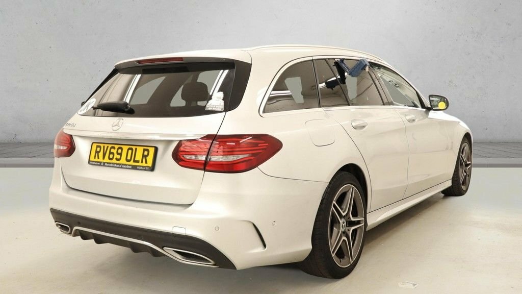 Mercedes-Benz C Class 2L Amg Line Silver #2