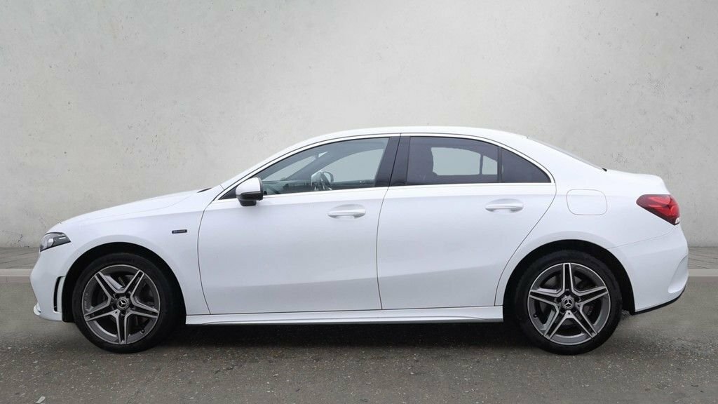 Mercedes-Benz A Class 1.3L Amg Line White #6