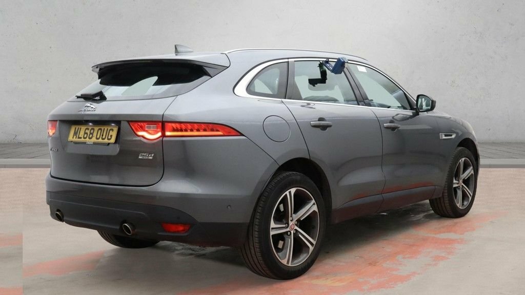Jaguar F-Pace 2L Portfolio Grey #2