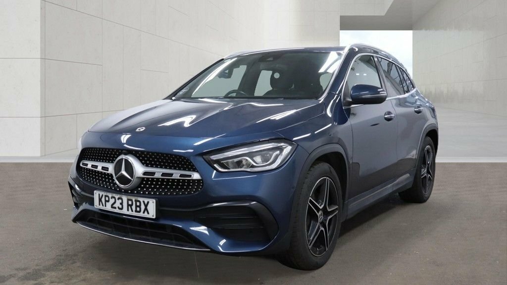 Mercedes-Benz GLA Class 1.3L Amg Line Blue #4