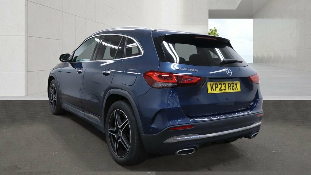 Mercedes-Benz GLA Class 1.3L Amg Line Blue #3