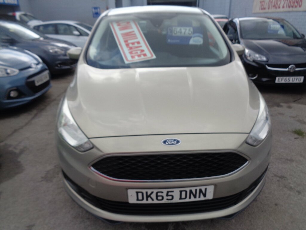 Ford C-Max Titanium White #15