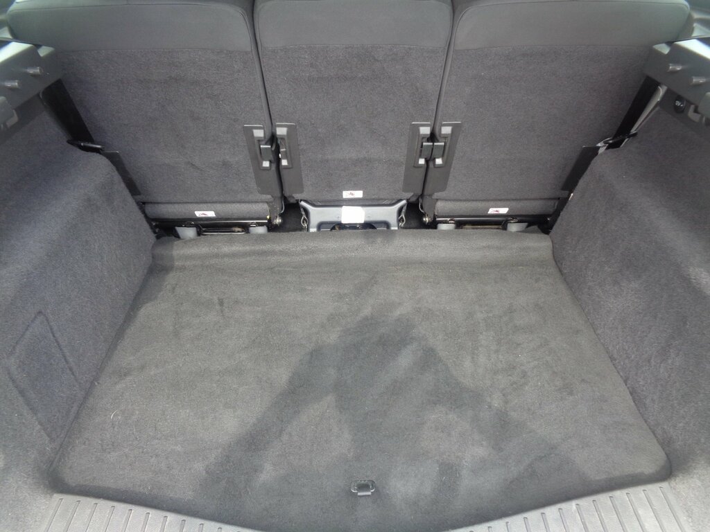 Ford C-Max Titanium White #14