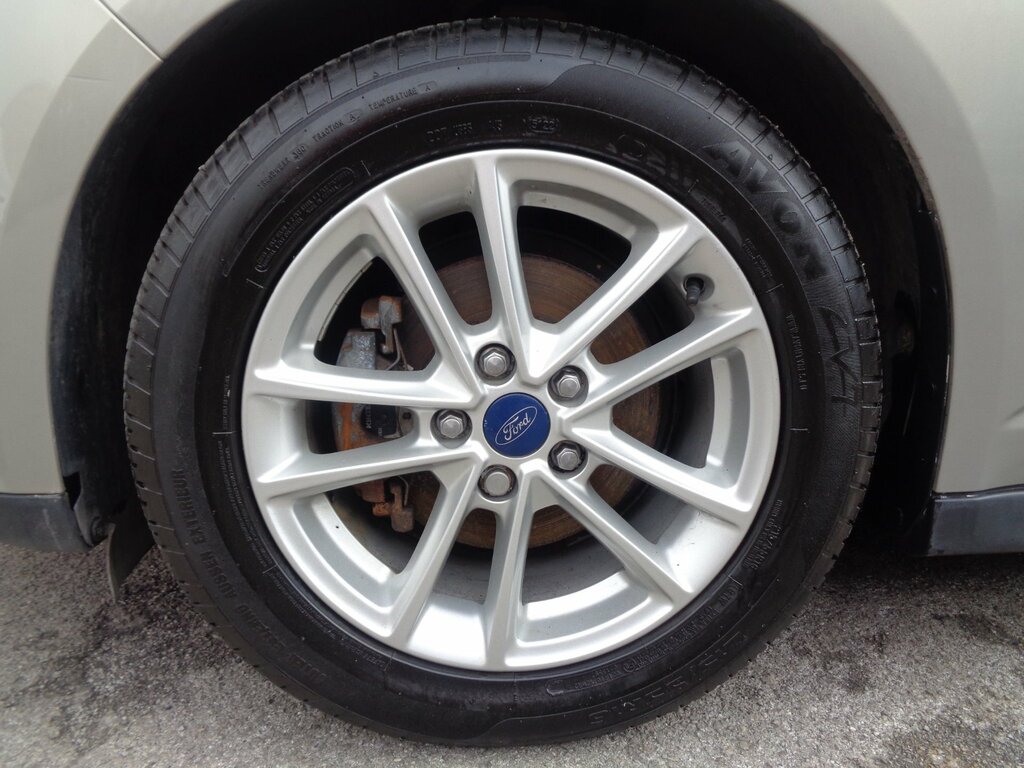 Ford C-Max Titanium White #21