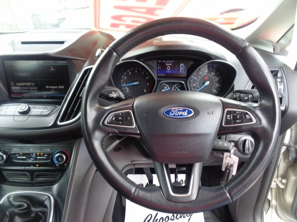 Ford C-Max Titanium White #7