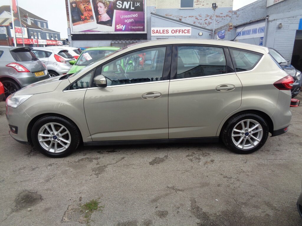 Ford C-Max Titanium White #20