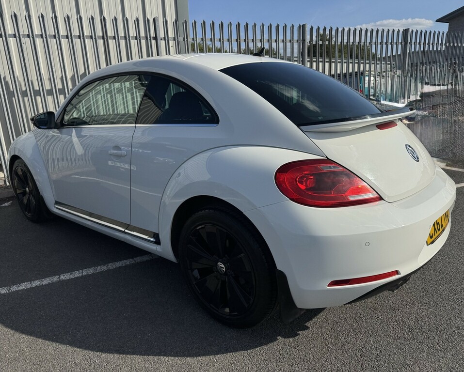 Volkswagen Beetle Hatchback 2.0 Tdi Sport 2012 White #4