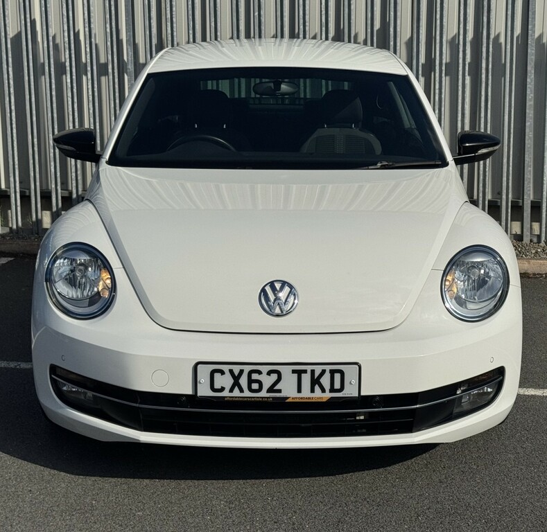 Volkswagen Beetle Hatchback 2.0 Tdi Sport 2012 White #3