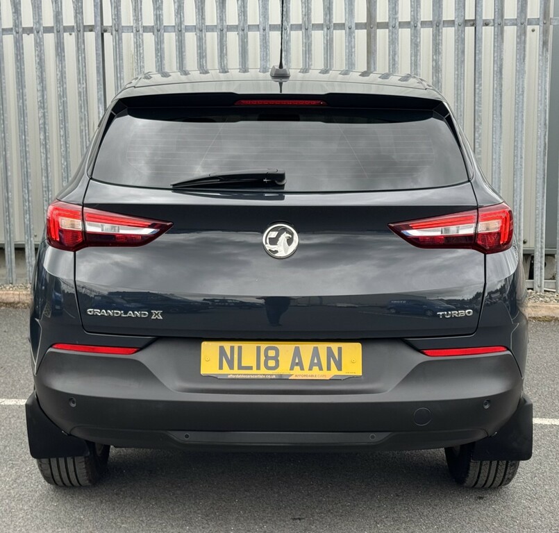 Vauxhall Grandland X Suv Se 1.2 Turbo 2018 NL18AAN Green #6