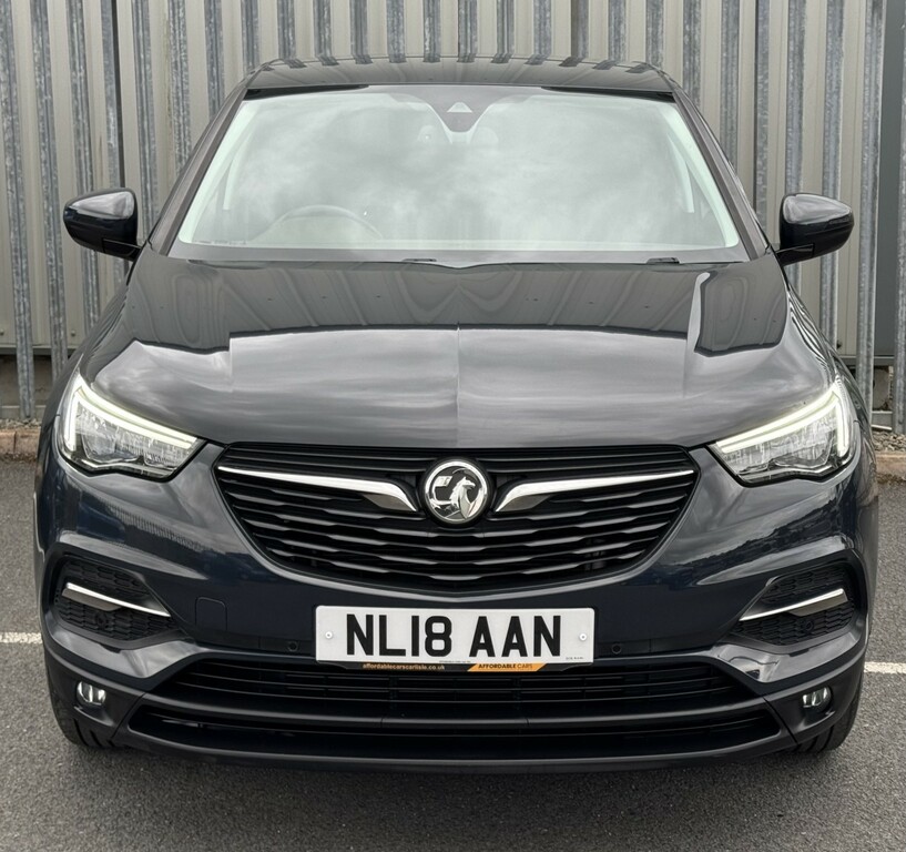 Vauxhall Grandland X Suv Se 1.2 Turbo 2018 NL18AAN Green #3