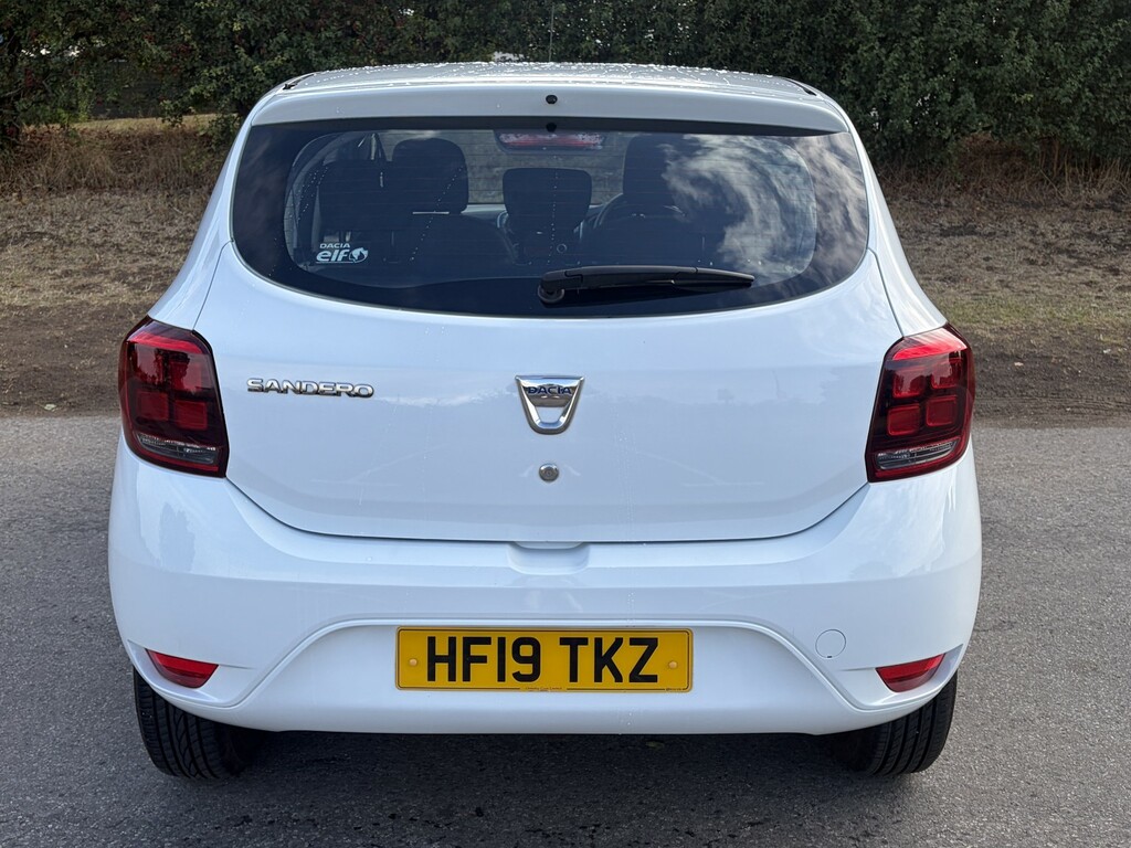 Dacia Sandero Hatchback 1.0 Essential Sce 75 My18 2019 HF19TKZ White #5
