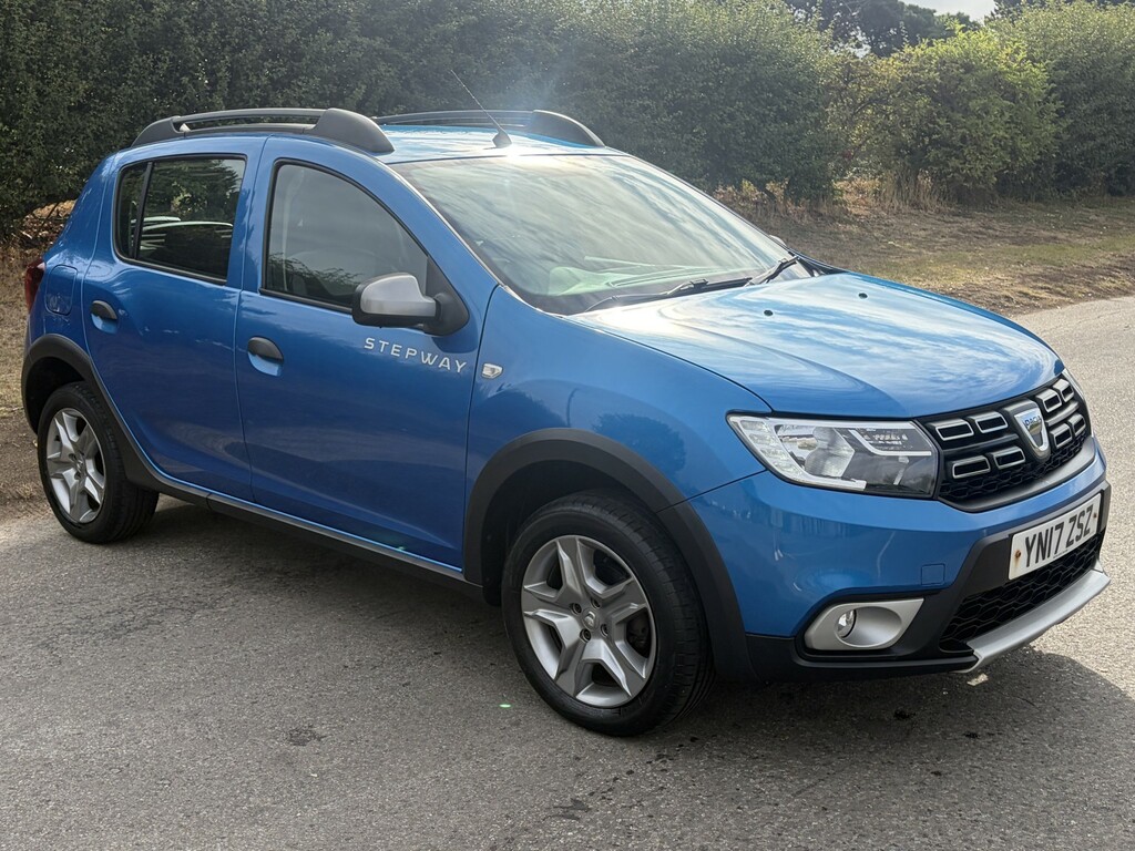 Dacia Sandero Stepway Hatchback 0.9 Stepway Laureate Tce 90 2017 YN17ZSZ Blue #3