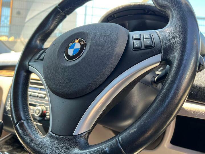 BMW 1 Series Hatchback Black #9