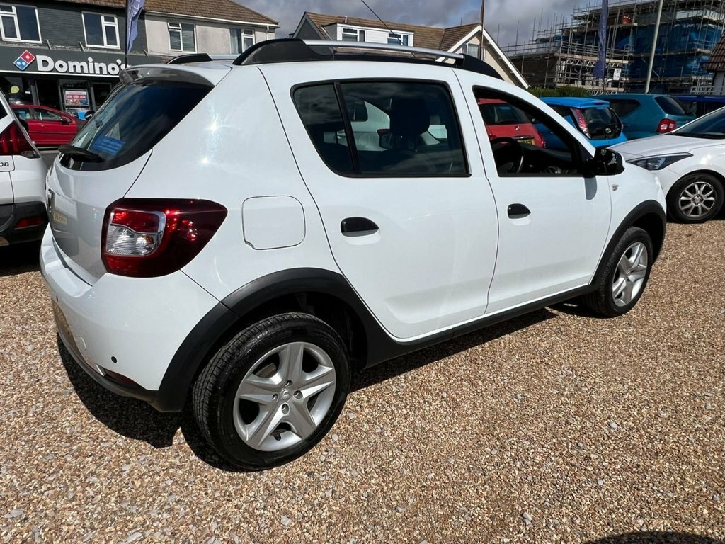 Dacia Sandero Stepway Hatchback White #6
