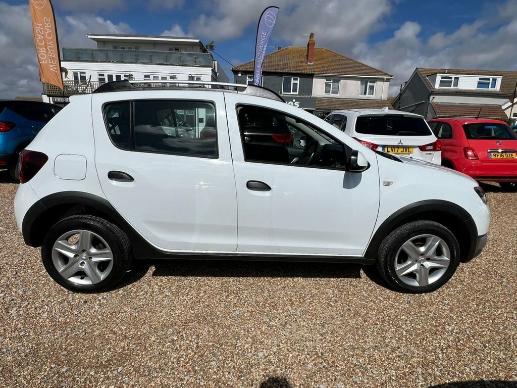 Dacia Sandero Stepway Hatchback White #5