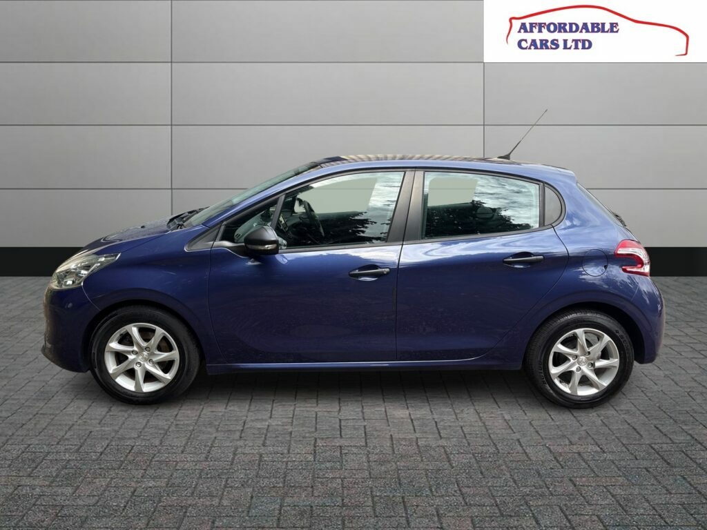 Peugeot 208 1.2 Vti Active #3