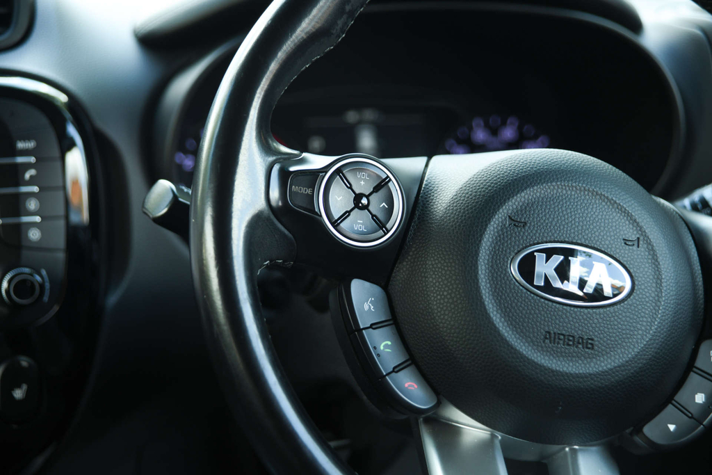 Kia Soul Hatchback Silver #29