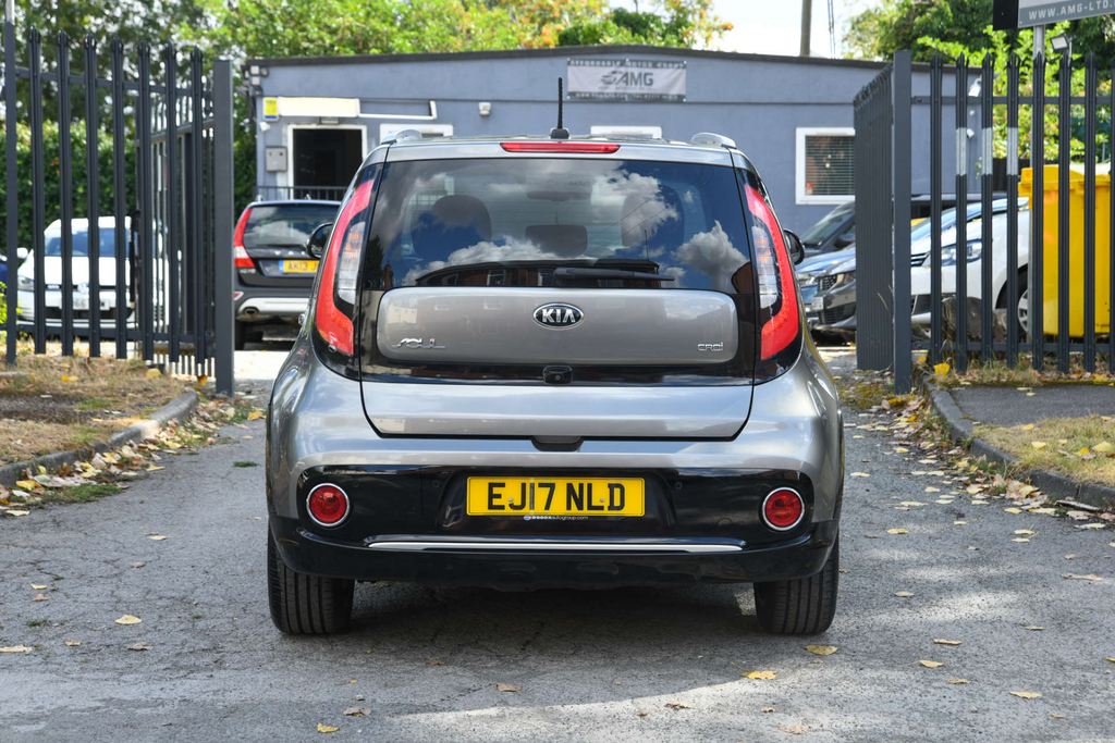 Kia Soul Hatchback Silver #7