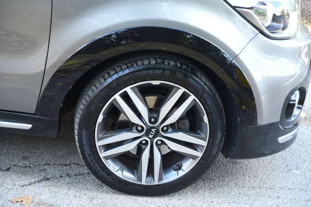 Kia Soul Hatchback Silver #35