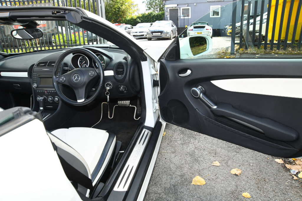 Mercedes-Benz SLK 1.8 Slk200k Tiptronic Euro 4 Black #20
