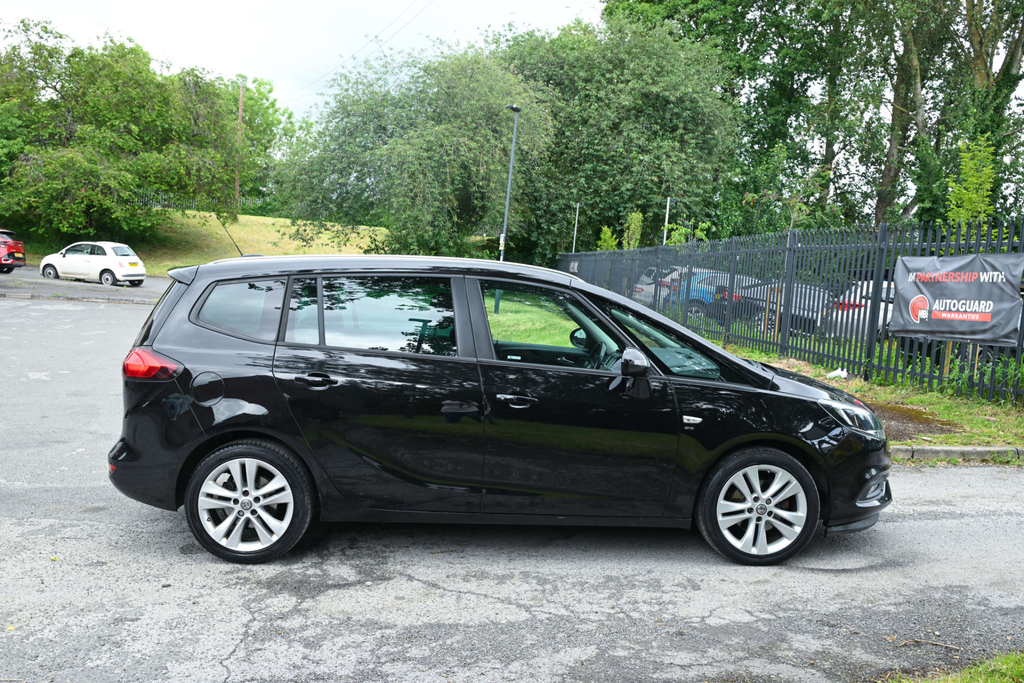 Vauxhall Zafira Tourer Sri T Black #5