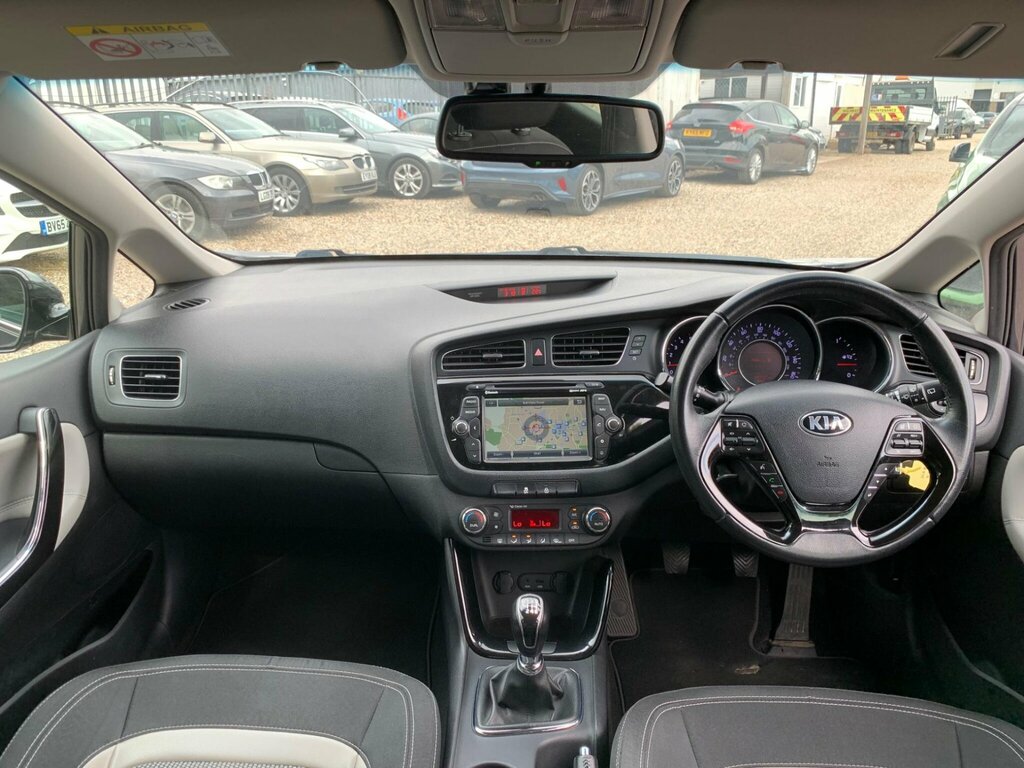 Kia Ceed 1.6 Crdi Ecodynamics 3 Sportswagon Euro 5 Ss WF15RXH Silver #2