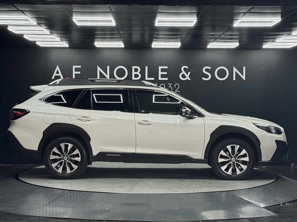 Subaru Outback I Touring U1016 Ulez White #5