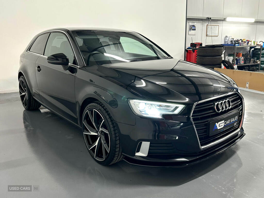 Audi A3 1.6 Tdi Sport GV66DWG Black #4