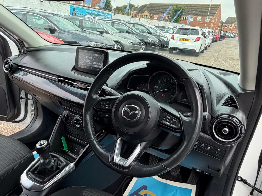 Mazda 2 Hatchback 1.5 Skyactiv-g Se-l Nav Euro 6 Ss YP67TKE White #3