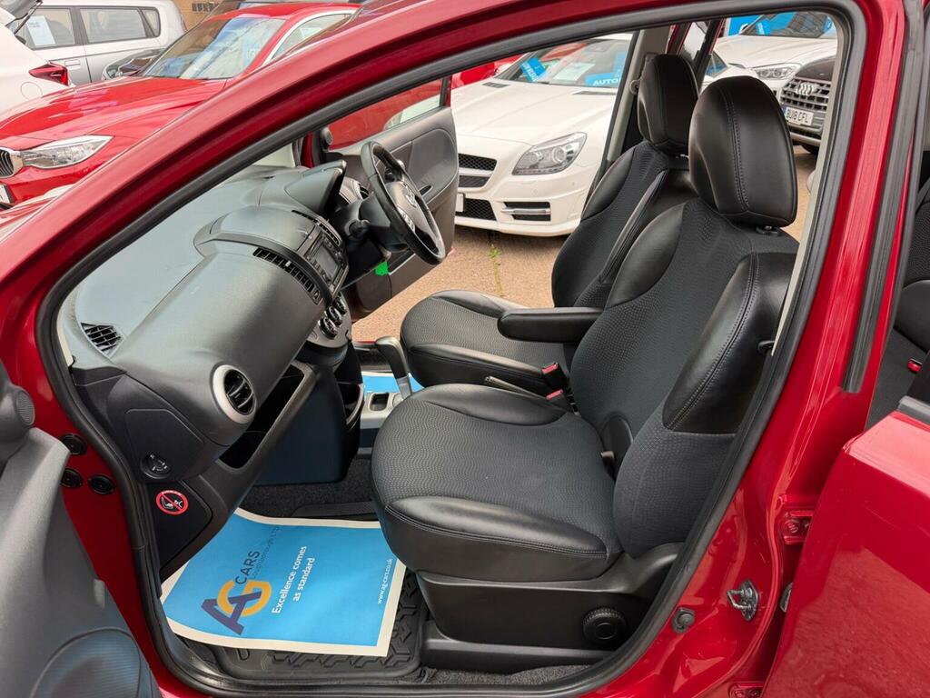 Nissan Note Hatchback 1.6 16V N-tec Euro 5 201212 Red #4