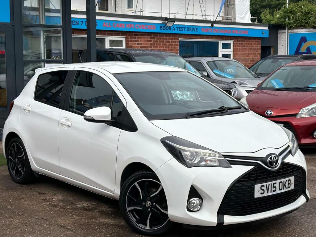 Toyota Yaris Hatchback 1.33 Dual Vvt-i Sport Euro 5 Euro 5 White