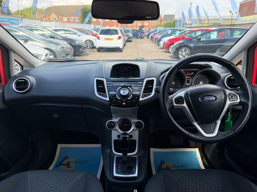 Ford Fiesta Hatchback 1.4 Titanium 201161 BF61OBP Red #2