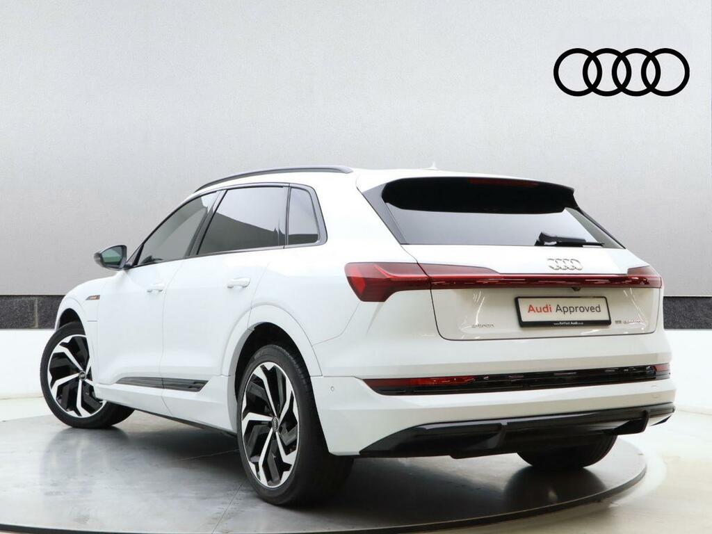 Audi E-tron Black Edition Black #3